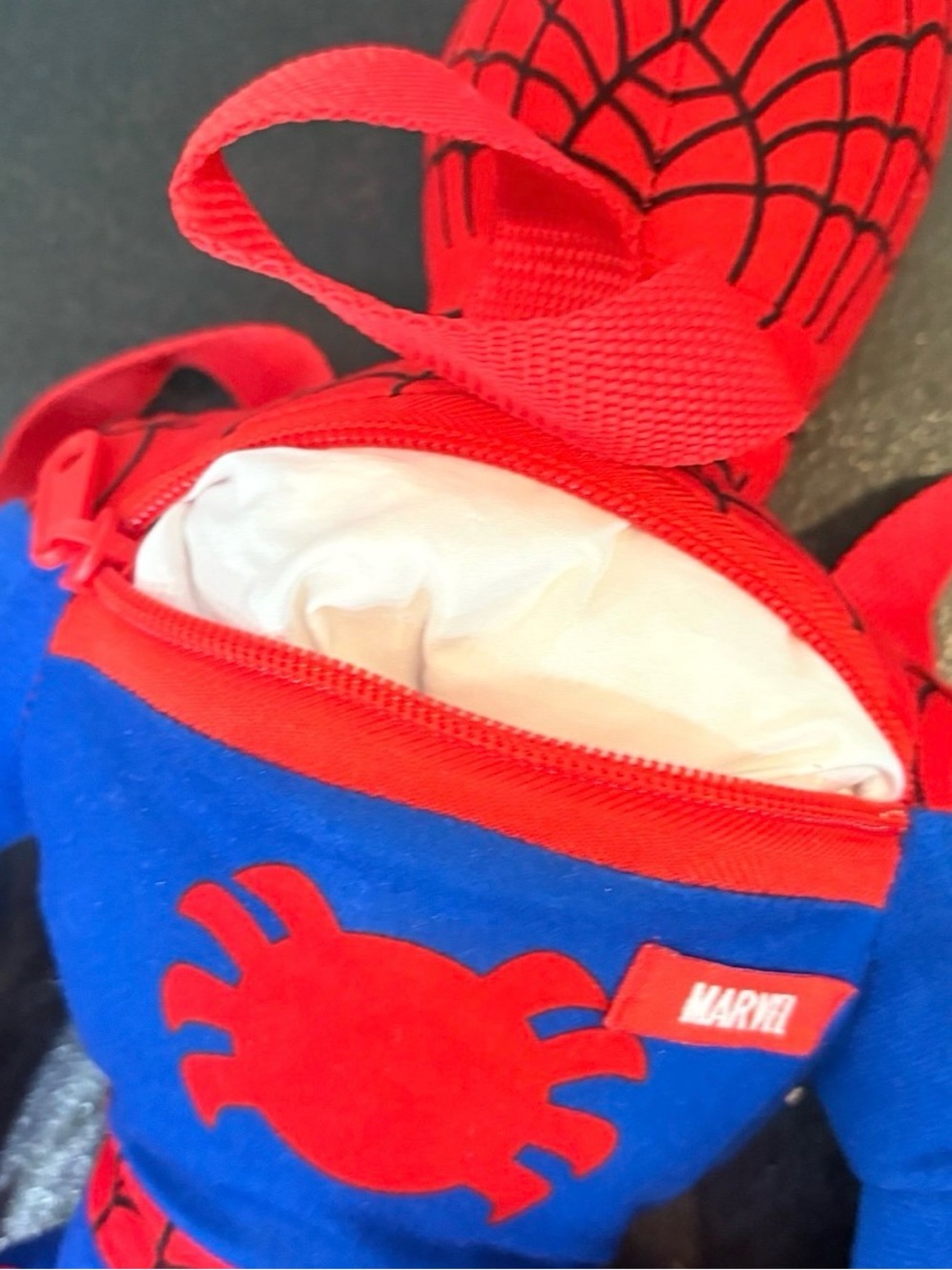 spiderman plush backpack
Marvel Adjustable Strap Boy
Figure Toy 20" backpack - Picture 5 of 5